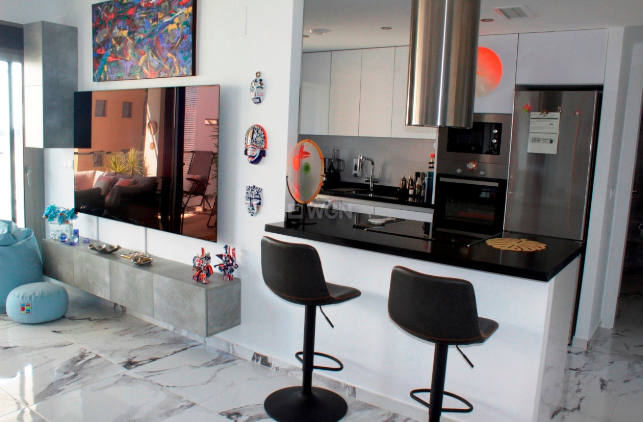 Odsprzedaż - Mieszkanie w bloku - Orihuela Costa - Costa Blanca