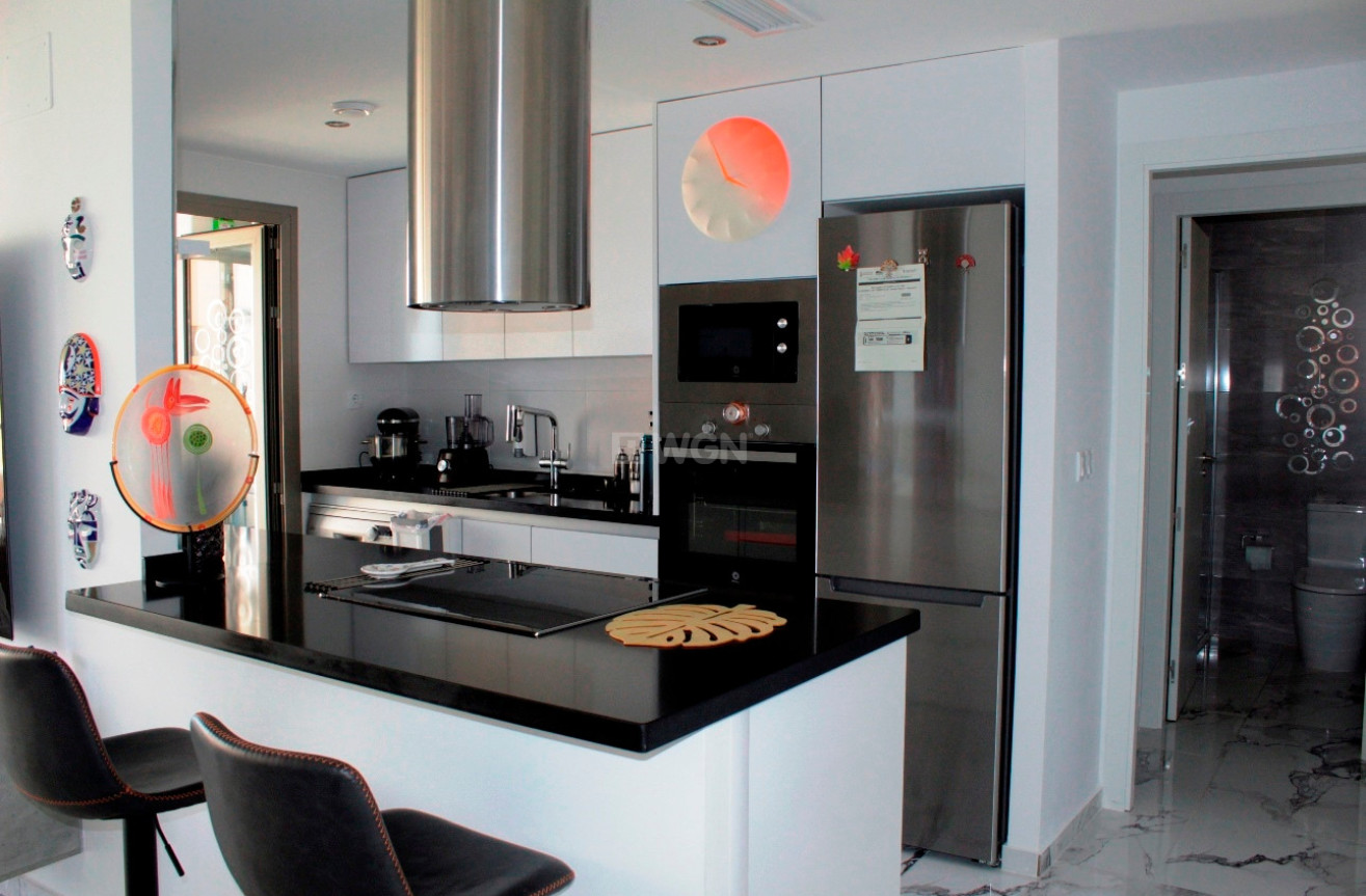 Odsprzedaż - Mieszkanie w bloku - Orihuela Costa - Costa Blanca