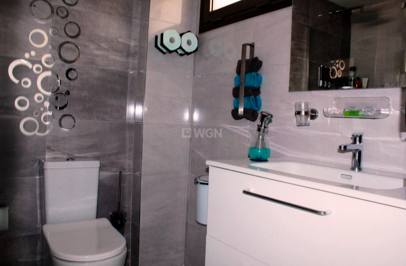 Odsprzedaż - Mieszkanie w bloku - Orihuela Costa - Costa Blanca