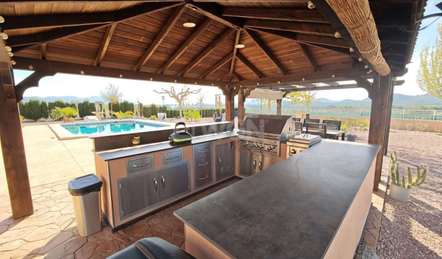 Odsprzedaż - Villa - Sax - Inland