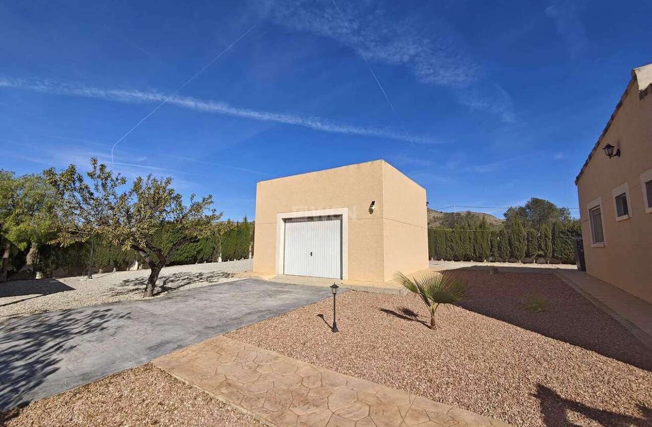 Odsprzedaż - Villa - Sax - Inland