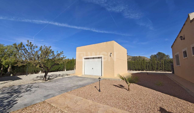 Odsprzedaż - Villa - Sax - Inland