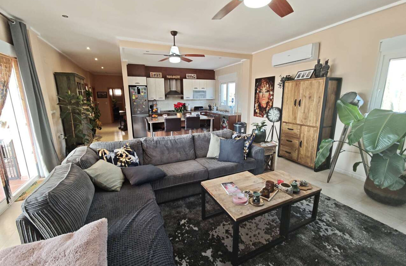 Odsprzedaż - Villa - Sax - Inland