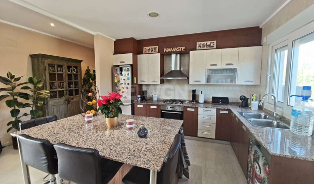 Odsprzedaż - Villa - Sax - Inland