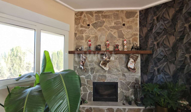 Odsprzedaż - Villa - Sax - Inland