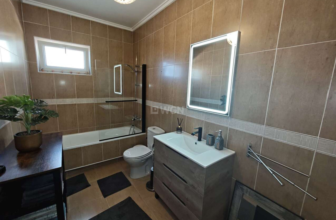 Odsprzedaż - Villa - Sax - Inland