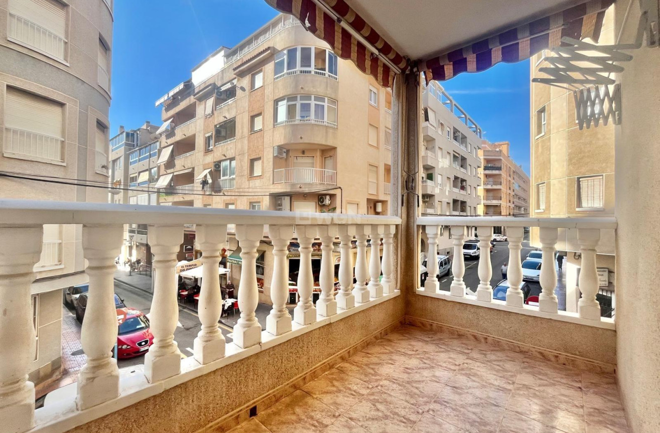Reventa - Apartamento / piso - Torrevieja - Habaneras