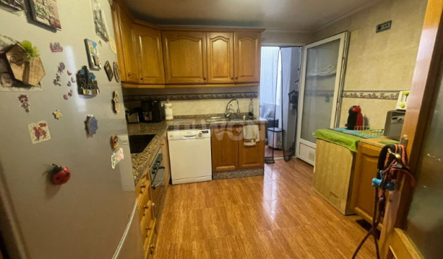 Odsprzedaż - Mieszkanie w bloku - Torrevieja - Costa Blanca