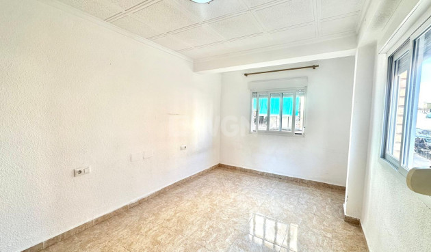 Wiederverkauf - Wohnung - Torrevieja - Estacion De Autobuses