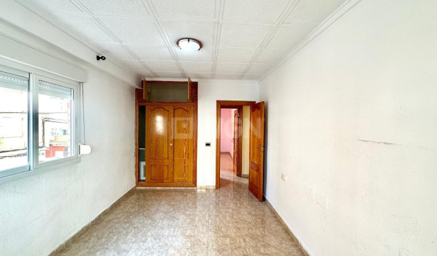 Wiederverkauf - Wohnung - Torrevieja - Estacion De Autobuses