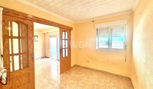 Wiederverkauf - Wohnung - Torrevieja - Estacion De Autobuses