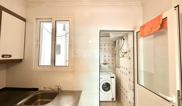 Wiederverkauf - Wohnung - Torrevieja - Estacion De Autobuses