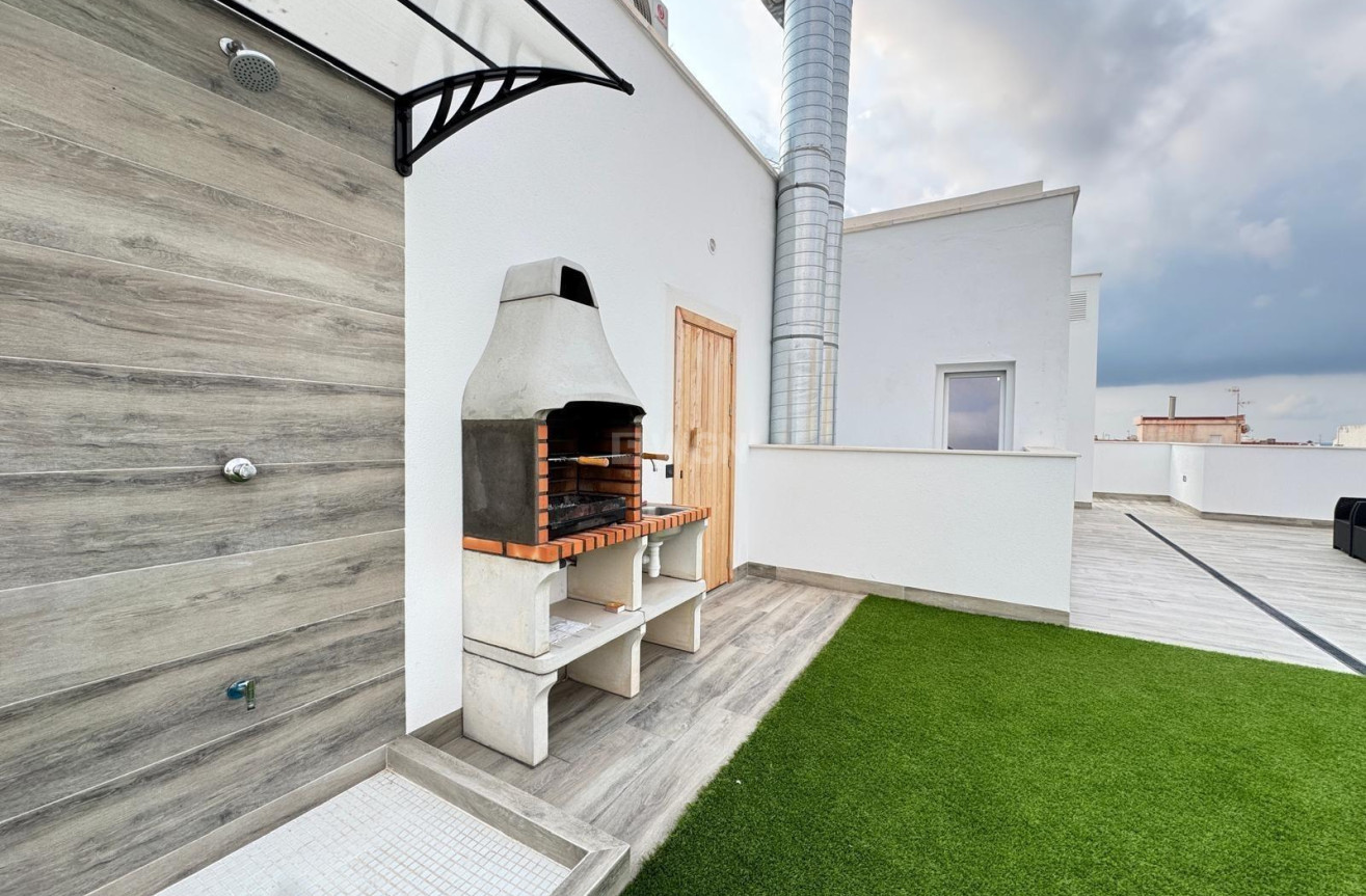 Resale - Apartment / flat - Torrevieja - Centro