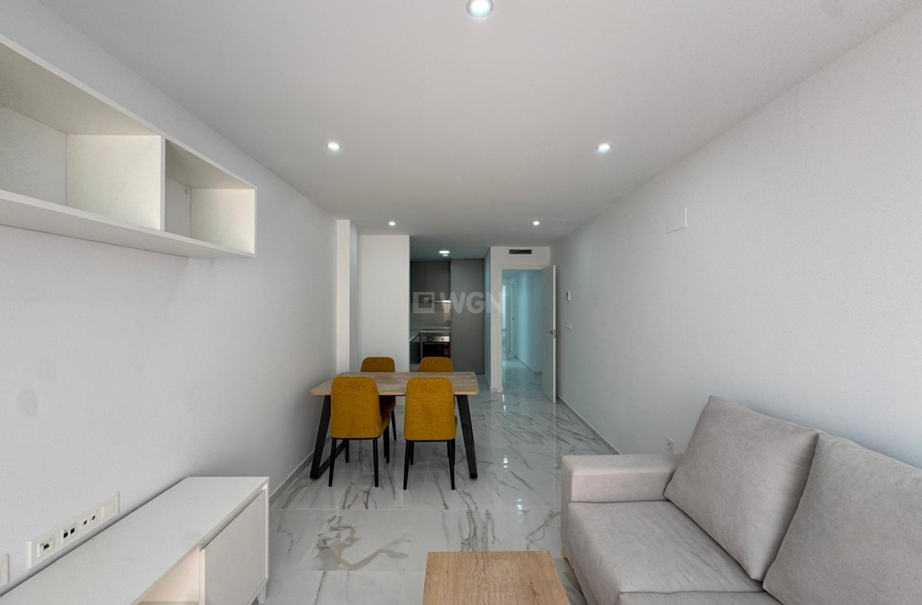 Resale - Apartment / flat - Torrevieja - Centro