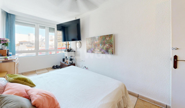 Odsprzedaż - Mieszkanie w bloku - Torrevieja - Puerto Deportivo Marina Salinas