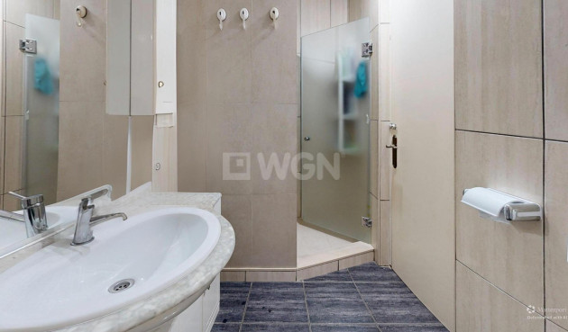 Odsprzedaż - Mieszkanie w bloku - Torrevieja - Puerto Deportivo Marina Salinas