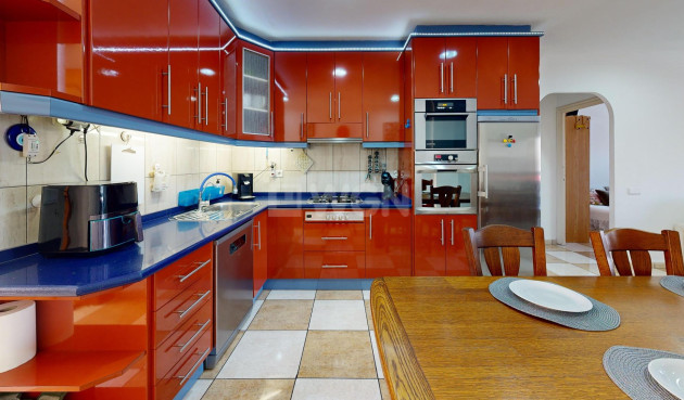 Odsprzedaż - Mieszkanie w bloku - Torrevieja - Puerto Deportivo Marina Salinas