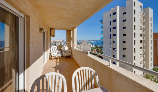 Odsprzedaż - Mieszkanie w bloku - Torrevieja - La Veleta