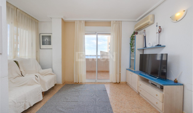 Odsprzedaż - Mieszkanie w bloku - Torrevieja - La Veleta