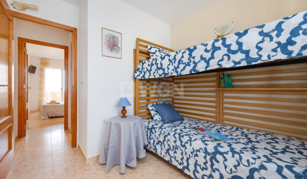 Odsprzedaż - Mieszkanie w bloku - Torrevieja - La Veleta