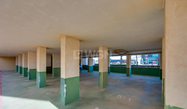 Odsprzedaż - Mieszkanie w bloku - Torrevieja - La Veleta