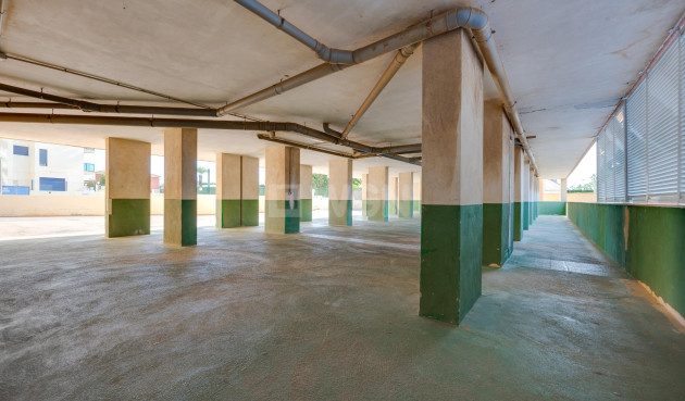 Odsprzedaż - Mieszkanie w bloku - Torrevieja - La Veleta