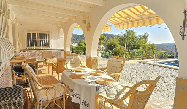 Odsprzedaż - Villa - Alcaucín - Inland