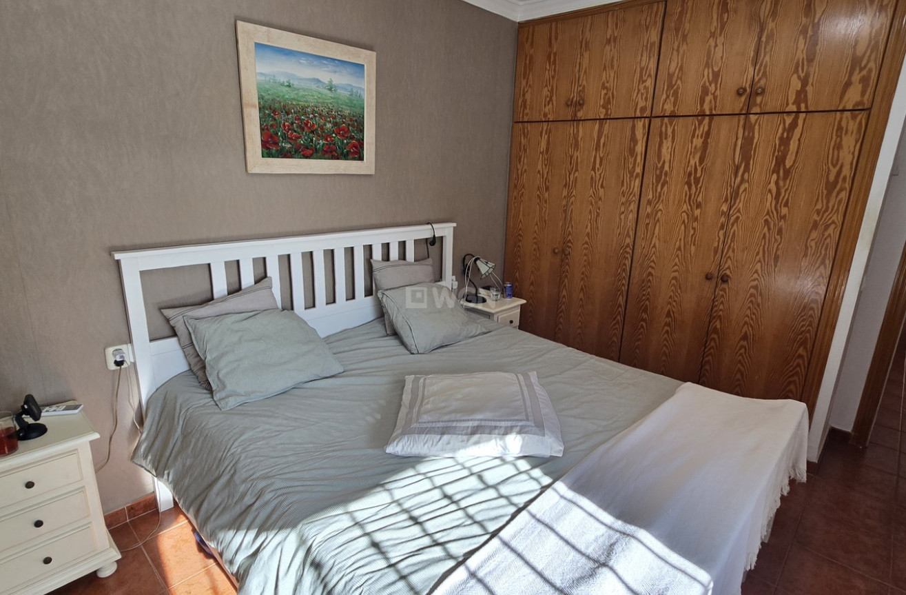 Odsprzedaż - Villa - Alcaucín - Inland