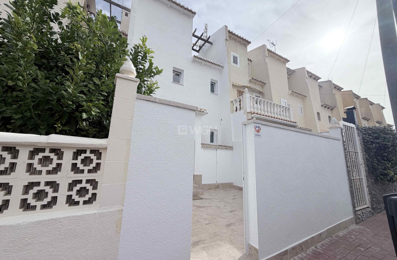Resale - Townhouse - Torrevieja - Costa Blanca