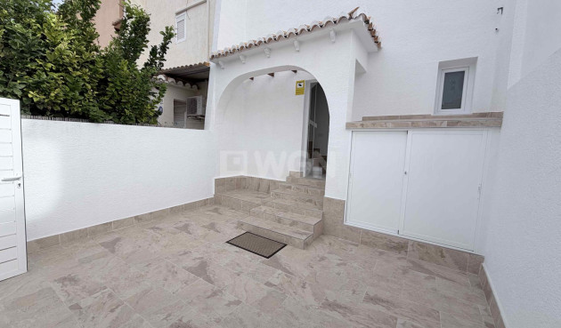 Resale - Townhouse - Torrevieja - Costa Blanca