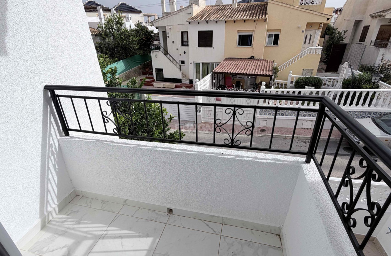 Resale - Townhouse - Torrevieja - Costa Blanca