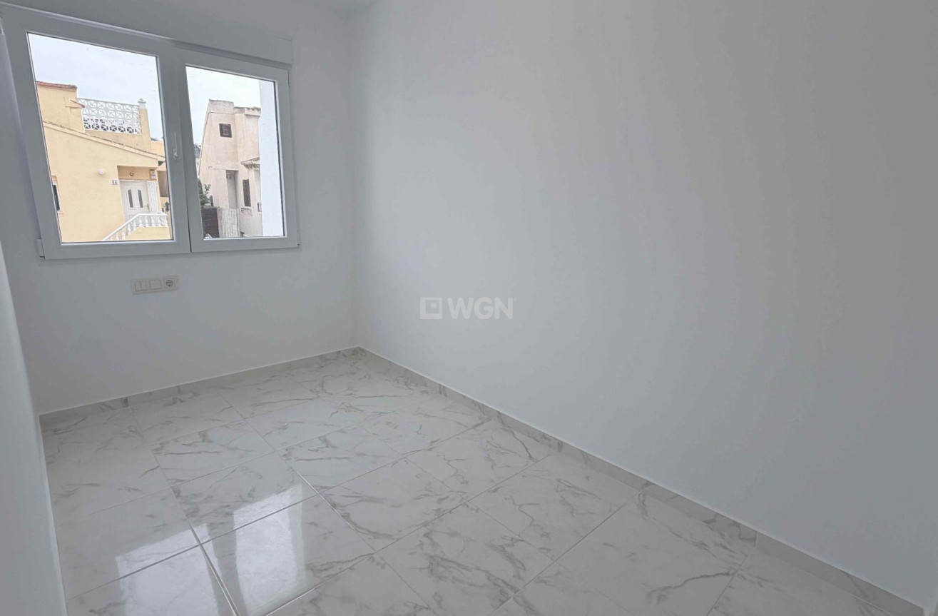 Resale - Townhouse - Torrevieja - Costa Blanca