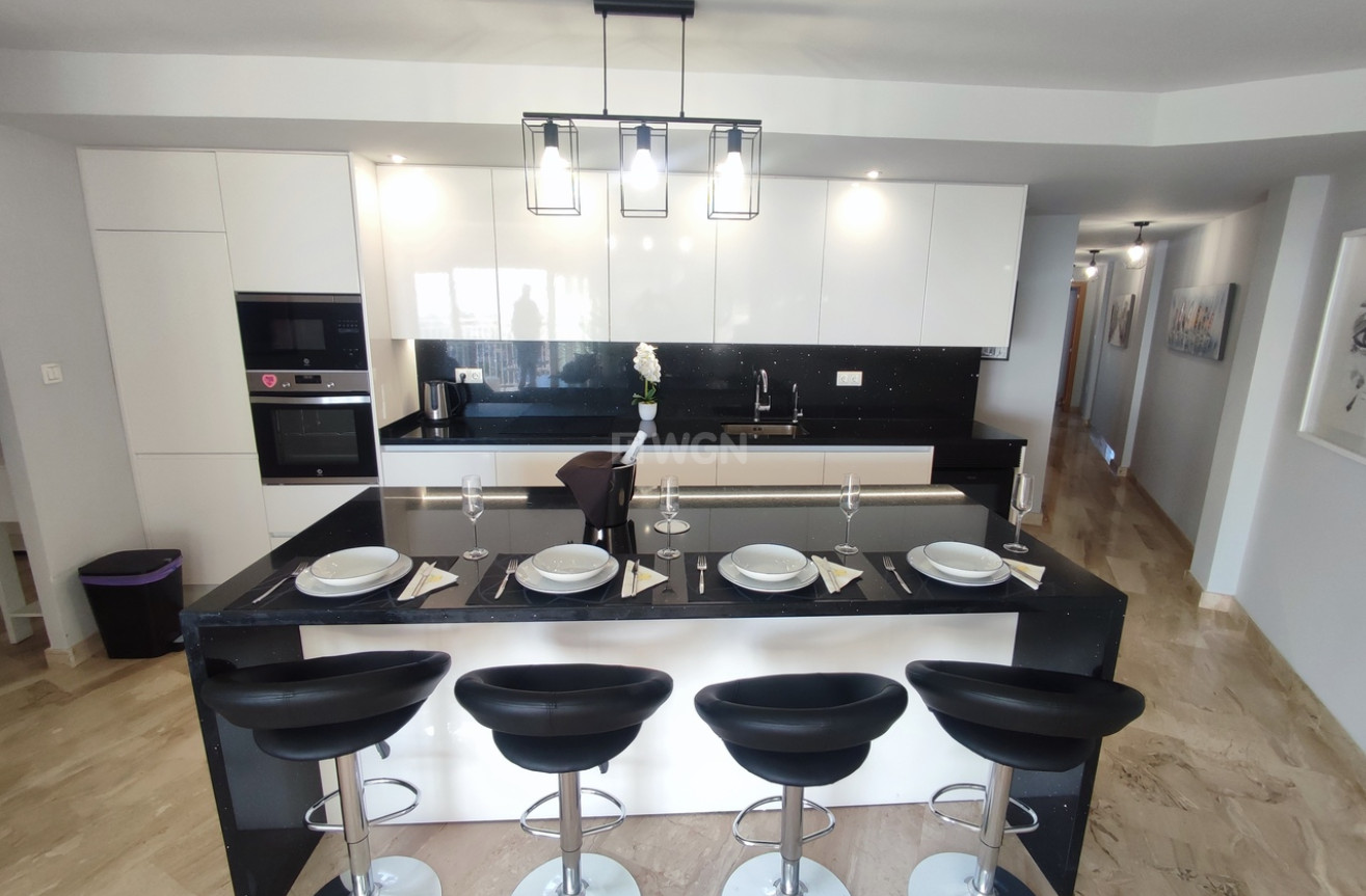 Odsprzedaż - Mieszkanie w bloku - Lo Pagan - Costa Calida