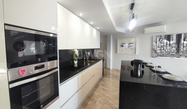 Odsprzedaż - Mieszkanie w bloku - Lo Pagan - Costa Calida