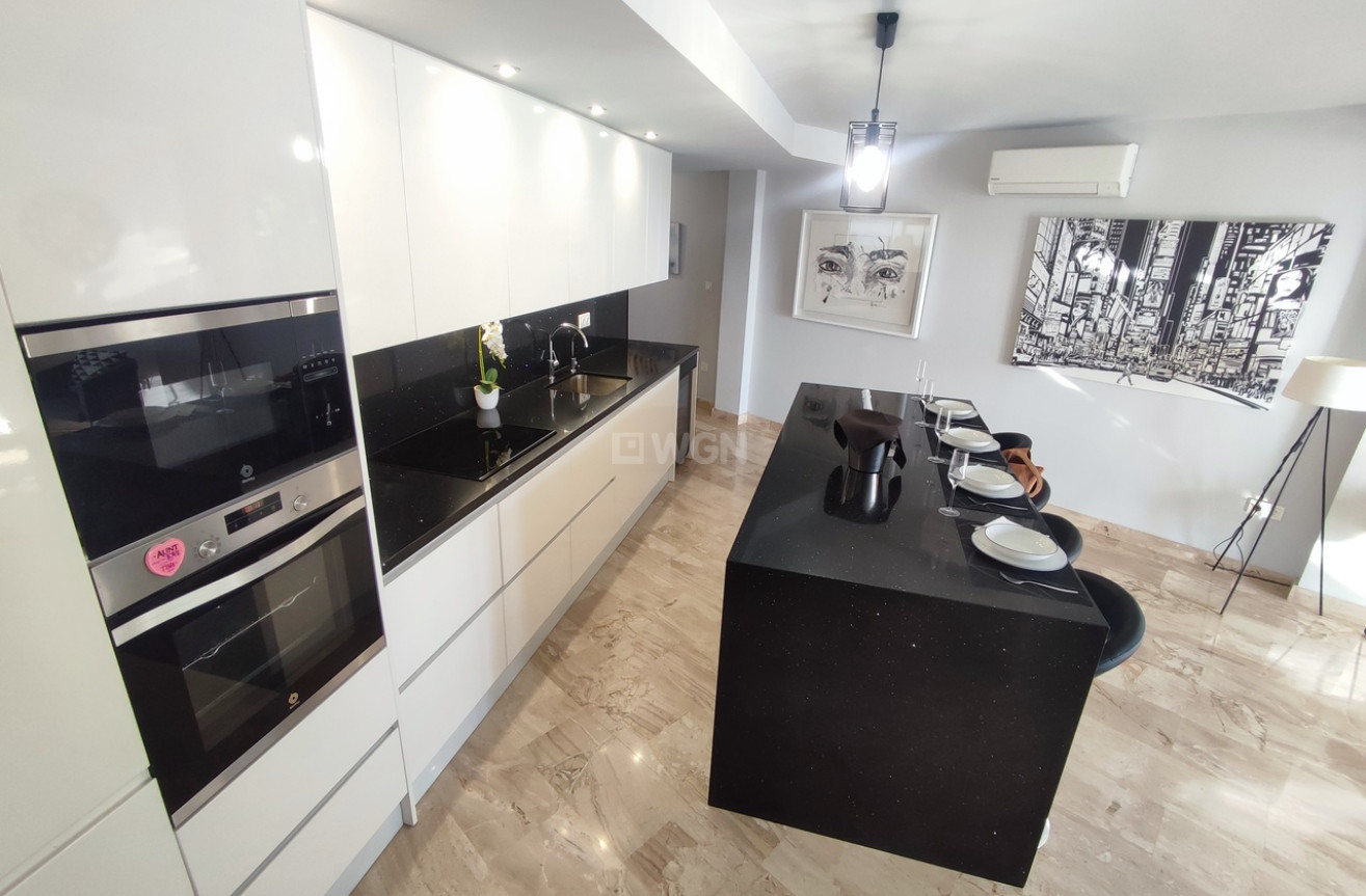 Odsprzedaż - Mieszkanie w bloku - Lo Pagan - Costa Calida