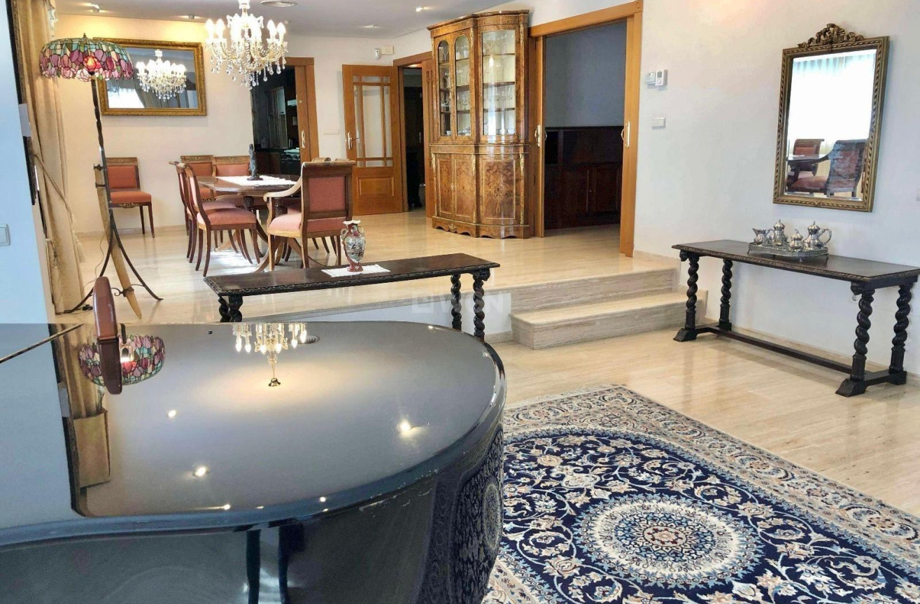 Reventa - Villa - El Palmar