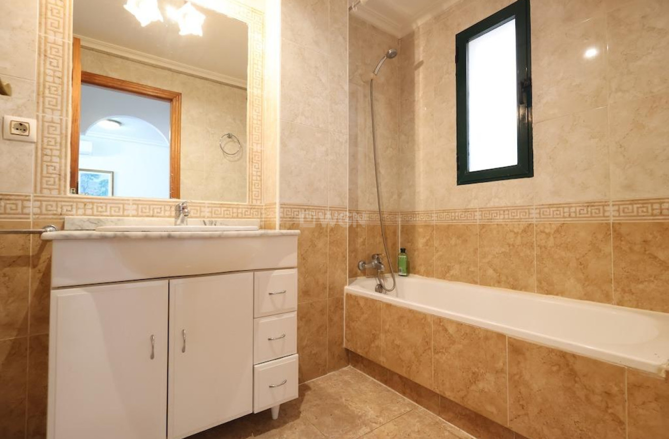 Resale - Apartment / flat - Orihuela Costa - Costa Blanca