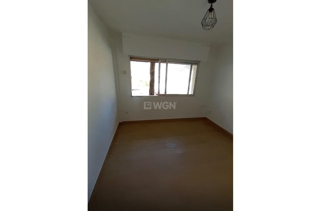 Odsprzedaż - Mieszkanie w bloku - Guardamar del Segura - Guardamar Playa