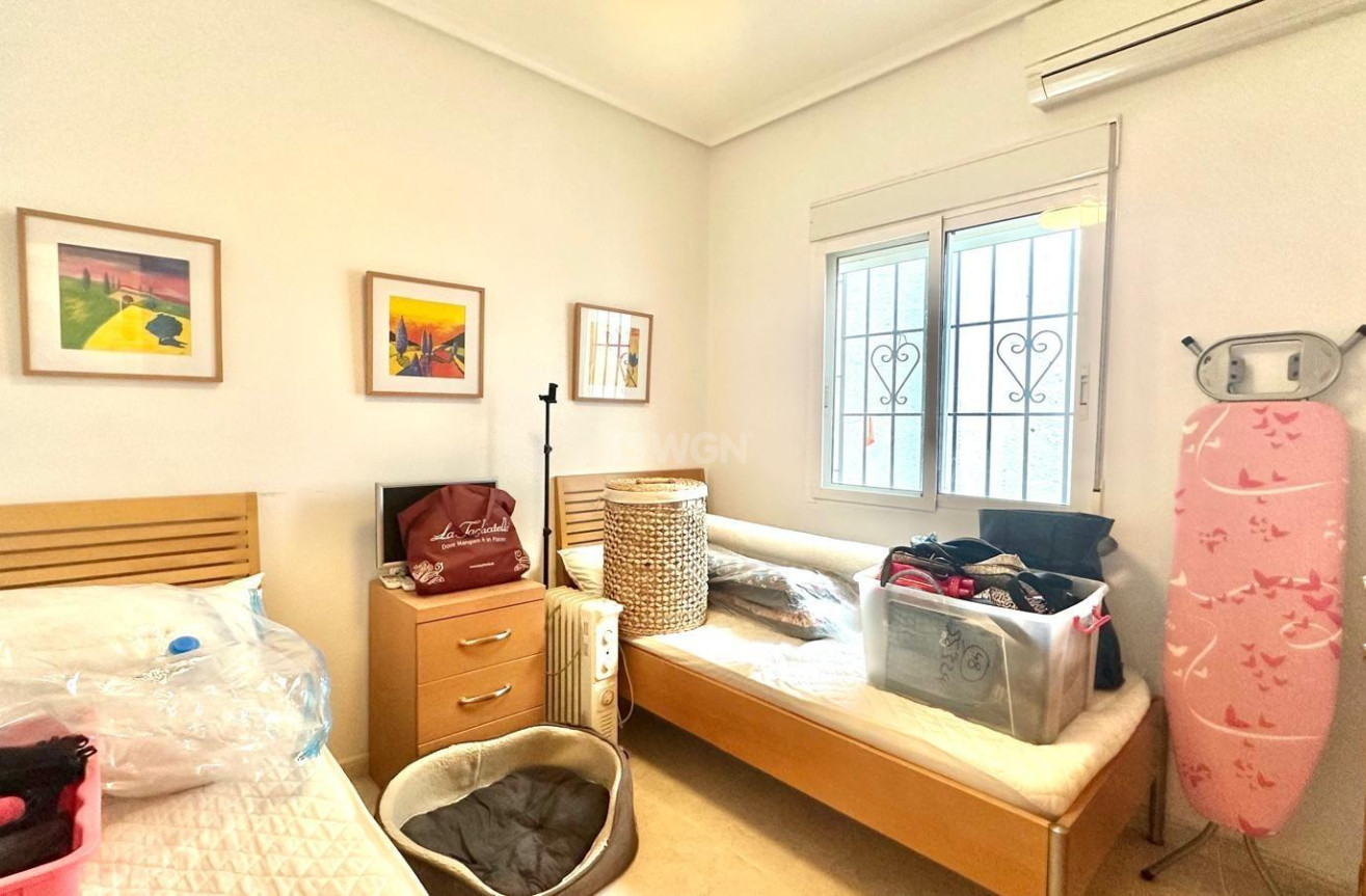 Odsprzedaż - Villa - Bigastro - Comunidad Valenciana