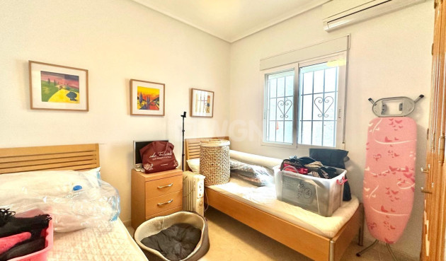 Odsprzedaż - Villa - Bigastro - Comunidad Valenciana