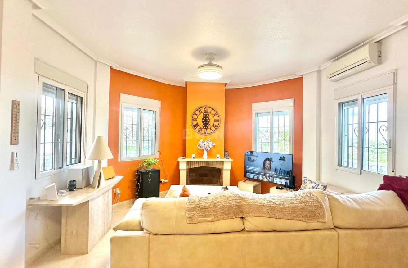 Odsprzedaż - Villa - Bigastro - Comunidad Valenciana