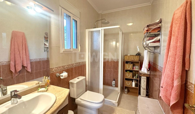 Odsprzedaż - Villa - Bigastro - Comunidad Valenciana