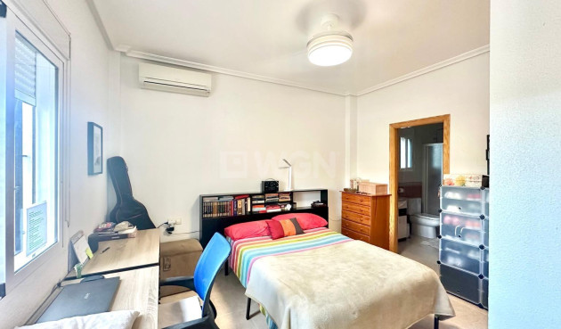 Odsprzedaż - Villa - Bigastro - Comunidad Valenciana