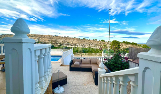 Odsprzedaż - Villa - Bigastro - Comunidad Valenciana