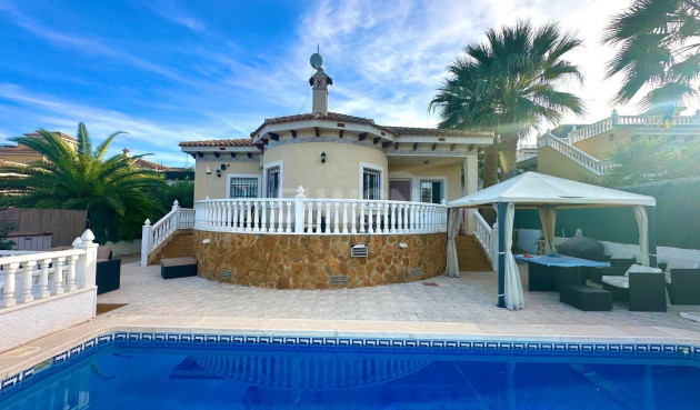 Odsprzedaż - Villa - Bigastro - Comunidad Valenciana