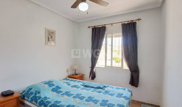 Odsprzedaż - Mieszkanie w bloku - Torrevieja - Parque Acuático - Sector 25