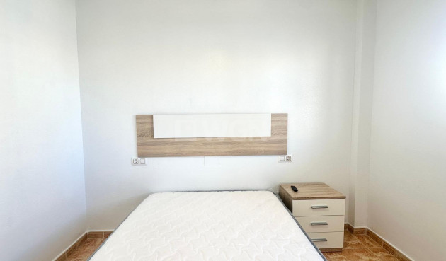 Odsprzedaż - Bungalow - Torrevieja - Playa de los Locos