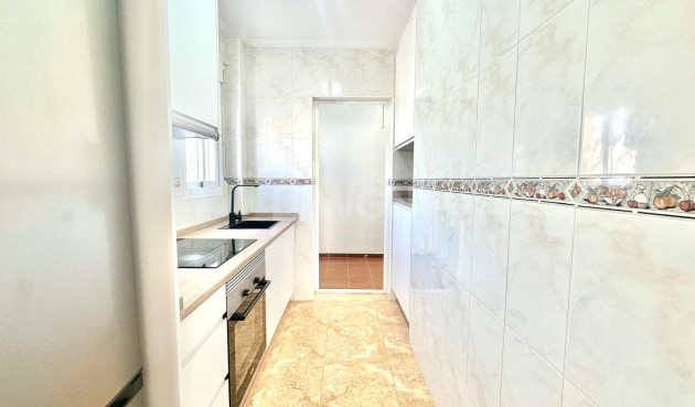 Odsprzedaż - Bungalow - Torrevieja - Playa de los Locos