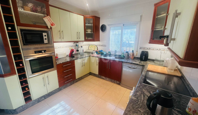 Odsprzedaż - Villa - Gea Y Truyols - Inland