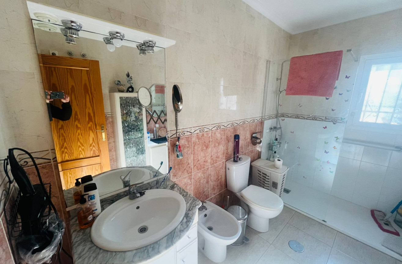 Odsprzedaż - Villa - Gea Y Truyols - Inland